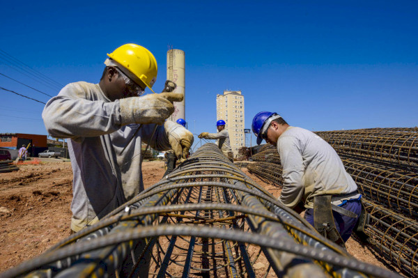 Com 4%, Paraná chega à 3ª menor taxa de desemprego da sua história, aponta IBGE