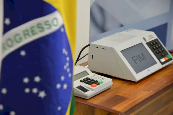 Eleições Quatro Pontes: Dispositivo de Biometria Apresenta Atraso em Algumas Seções em Quatro Pontes