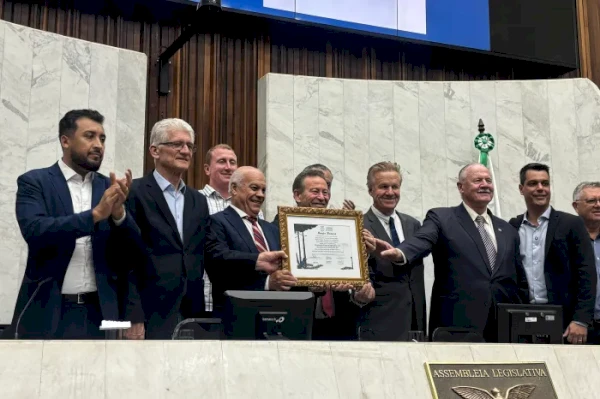 Assembleia homenageia os 80 anos da Secretaria da Agricultura em sessão solene