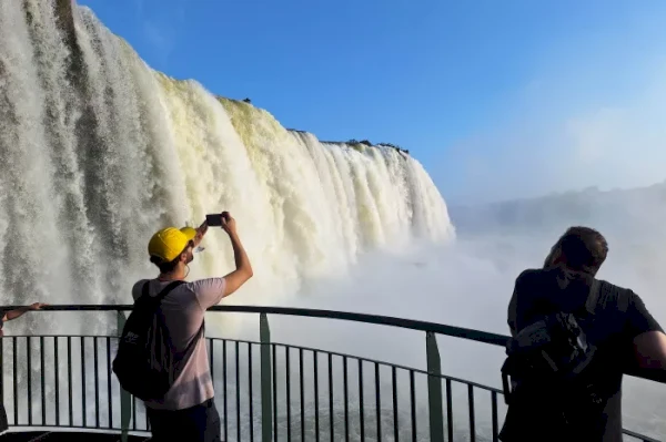 Natal nas Cataratas do Iguaçu: programação promete encantar ainda mais os turistas