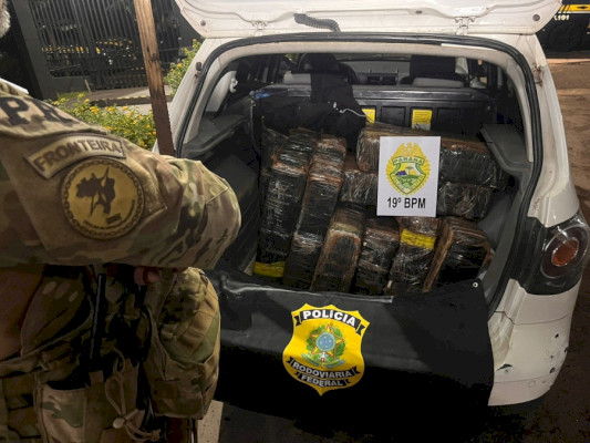 Operação em conjunto da PRF com a PM/PR resulta na apreensão de 341 kg de maconha