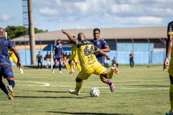 Cascavel tropeça na estreia da Copa Paraná